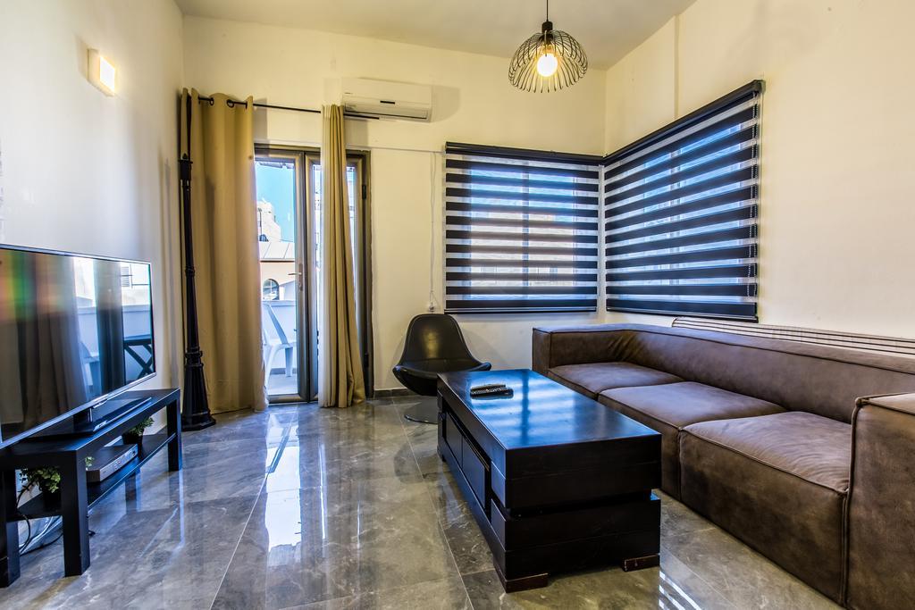 Sunset Beach Apartments 텔아비브 외부 사진