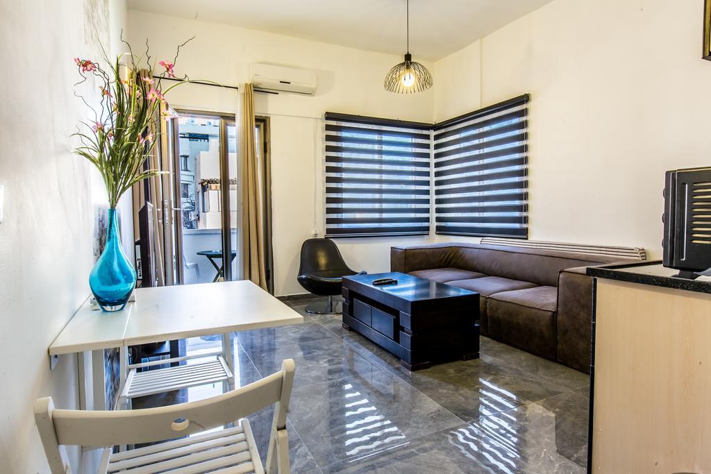 Sunset Beach Apartments 텔아비브 외부 사진