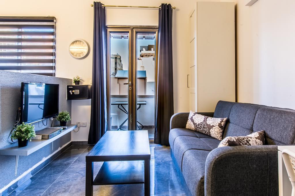Sunset Beach Apartments 텔아비브 외부 사진