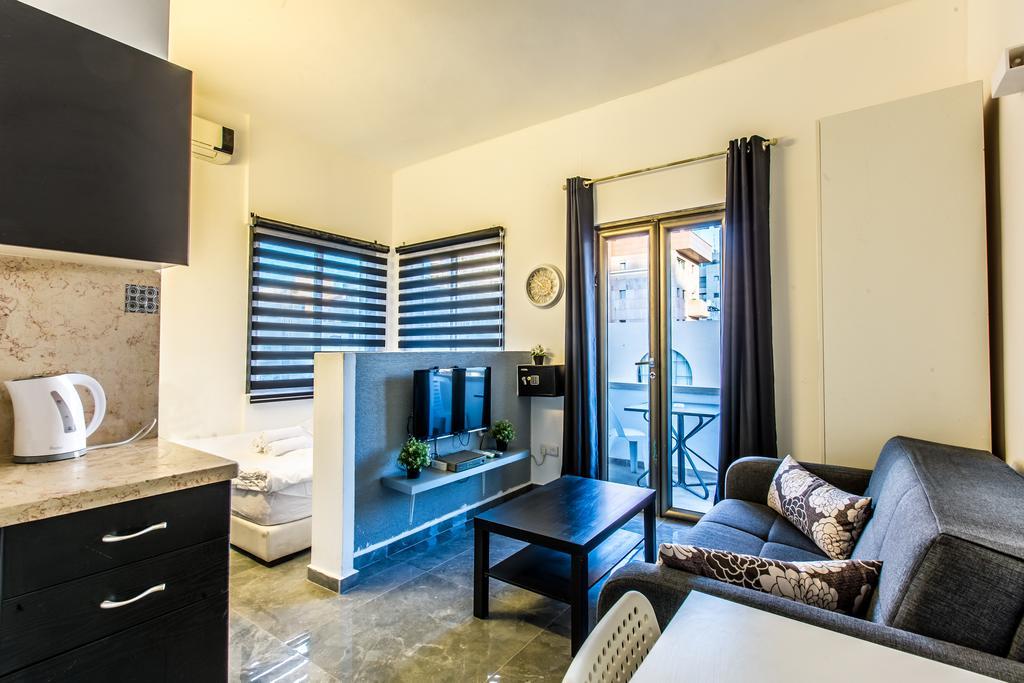 Sunset Beach Apartments 텔아비브 외부 사진